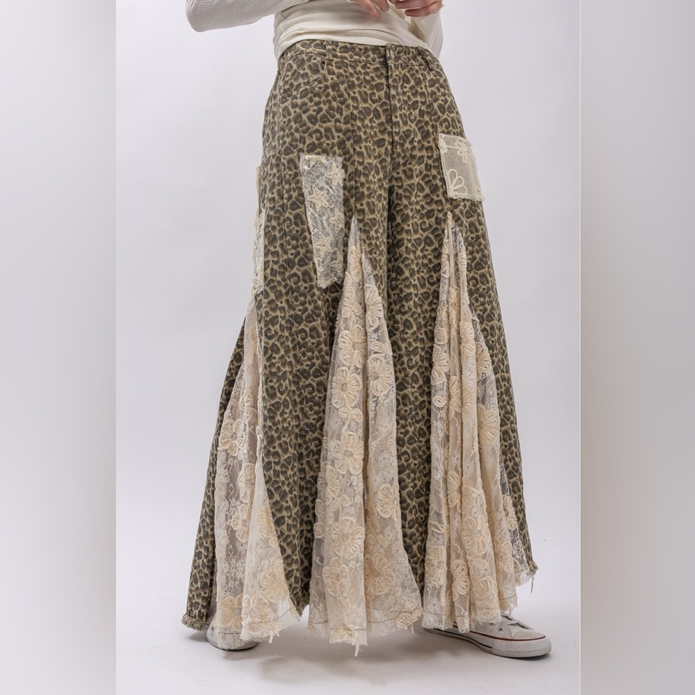 NWT Leopard Cheetah Animal Print Lace Panel Boho Wide Leg Patchwork Flare Pants - Picture 12 of 13